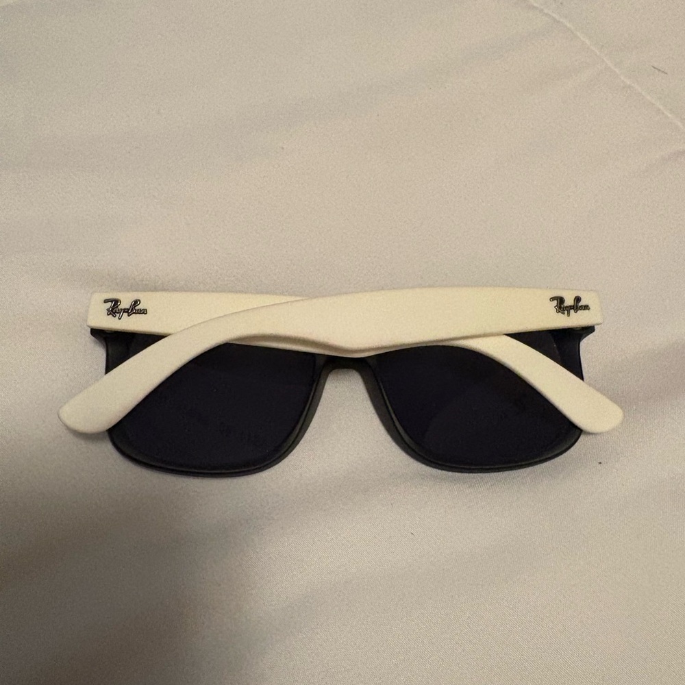 Ray-Ban Cream and Black Sunglasses